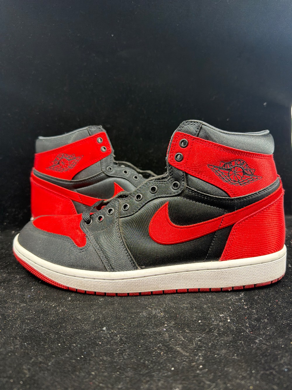 *USED* AJ 1 (W) - SATIN BRED