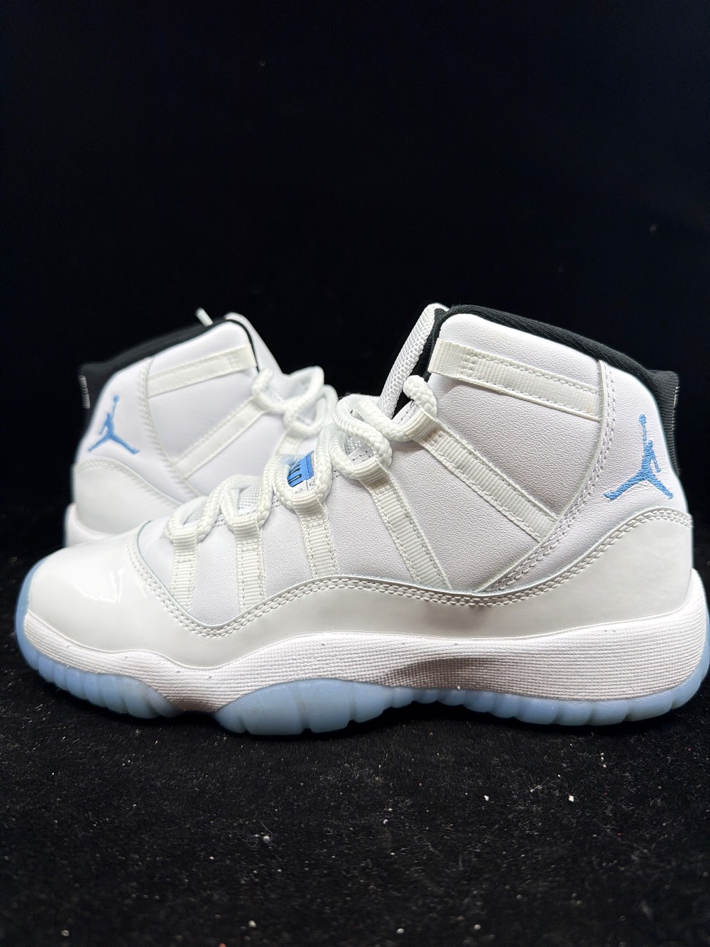*USED* AJ 11 (GS) - LEGEND BLUE (2024)