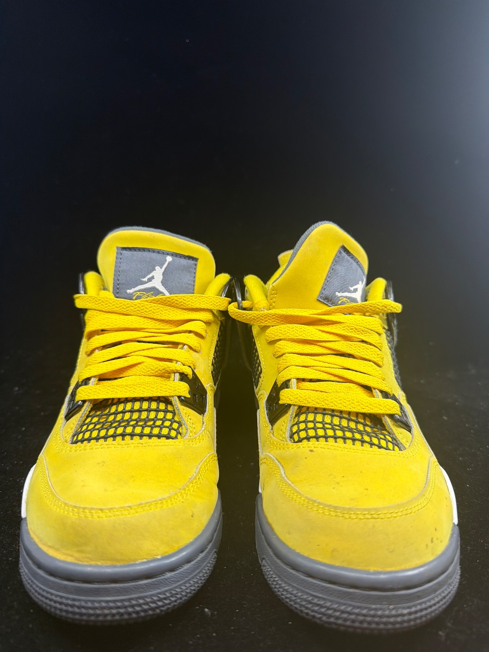 *USED* AJ 4 (GS) - LIGHTNING (2021)