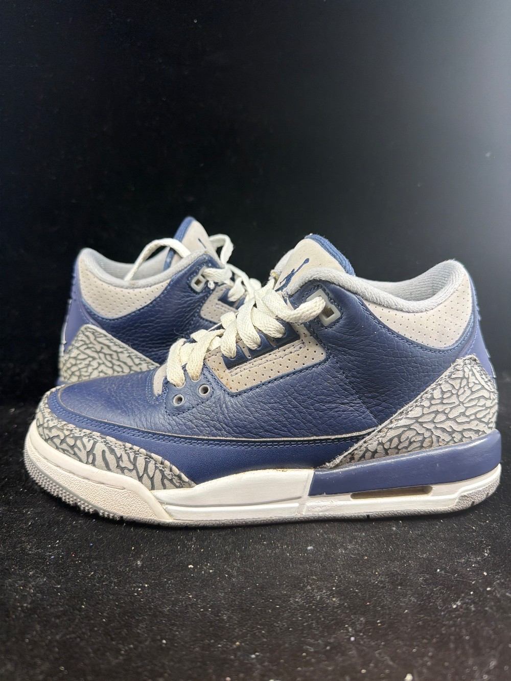 *USED* AJ 3 (GS) - GEORGETOWN (2021)