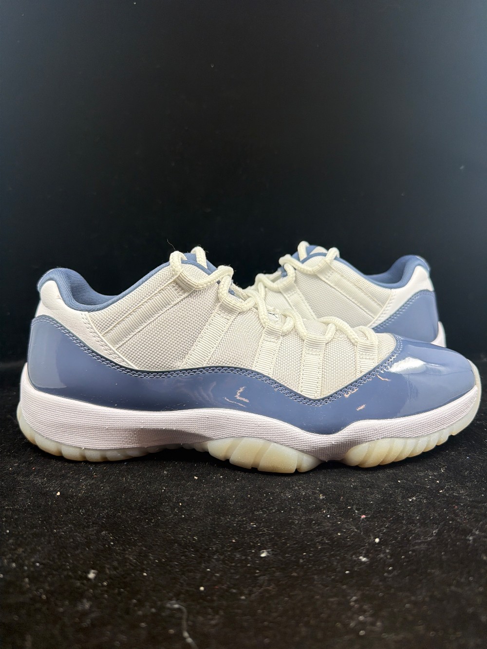 *USED* AJ 11 LOW - DIFFUSED BLUE