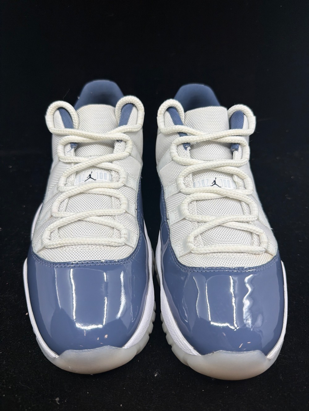 *USED* AJ 11 LOW - DIFFUSED BLUE