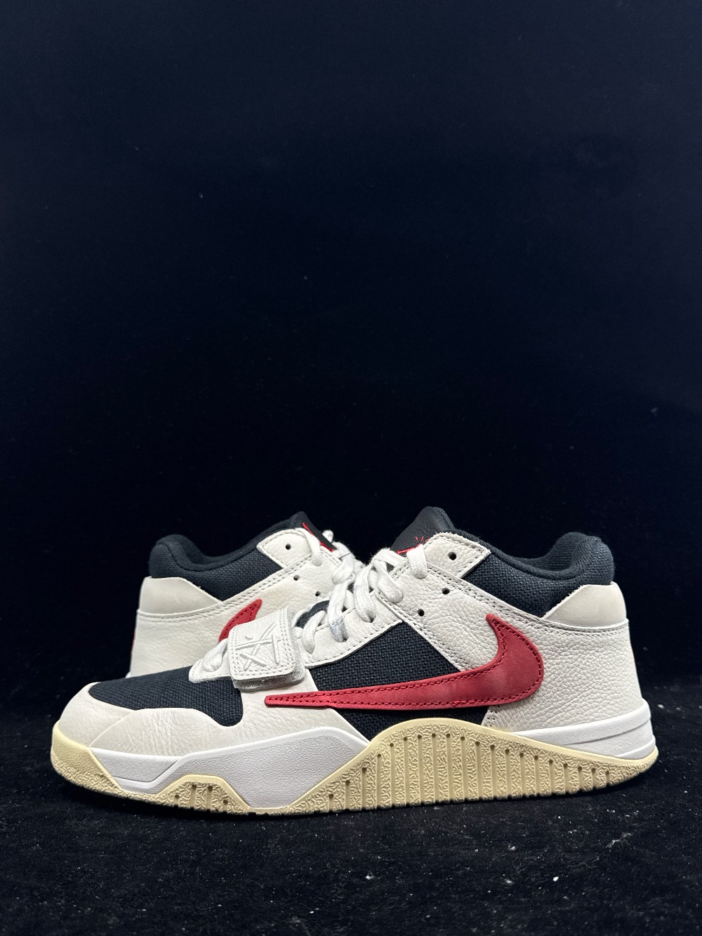 JORDAN X TRAVIS SCOTT JUMPMAN JACK - UNIVERSITY RED