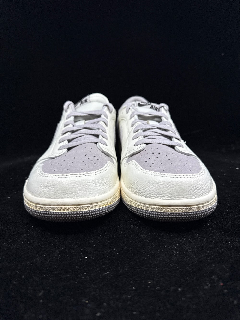 *USED* AJ 1 LOW OG - ATMOSPHERE GREY