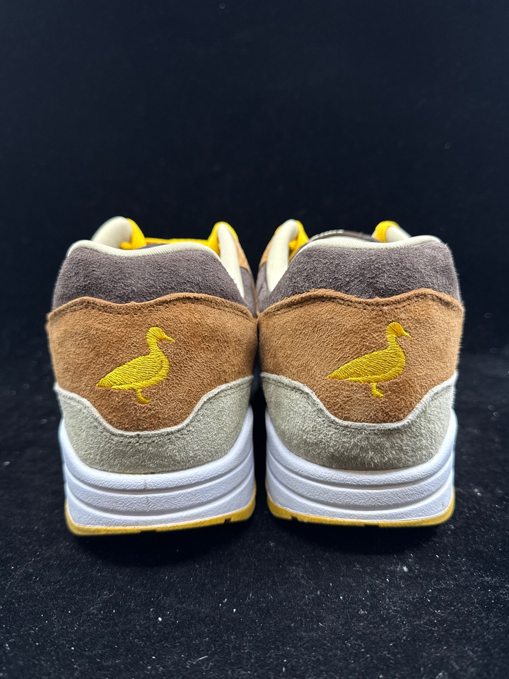 *USED* NIKE AIR MAX 1 PRM - DUCK PECAN YELLOW OCHRE