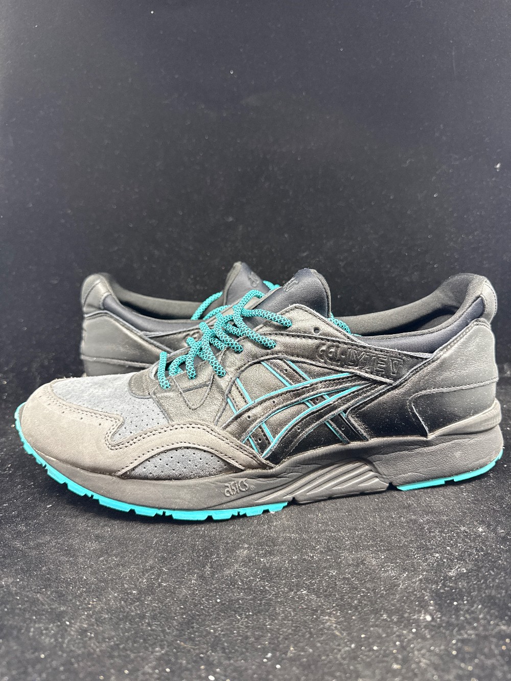 *USED* ASICS GEL-LYTE V X KITH - LEATHERBACK