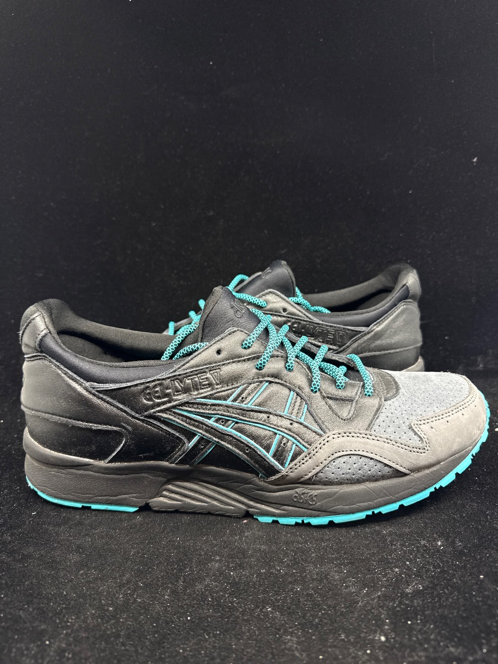 *USED* ASICS GEL-LYTE V X KITH - LEATHERBACK
