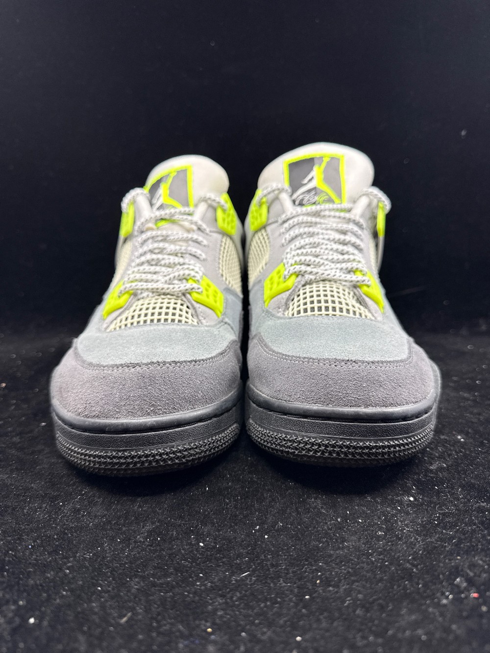 *USED* AJ 4 SE - 95 NEON