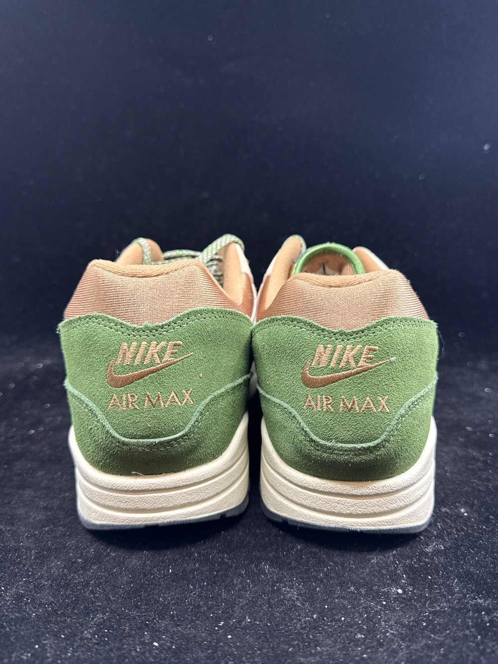 *USED* NIKE AIR MAX 1 SH - TREELINE