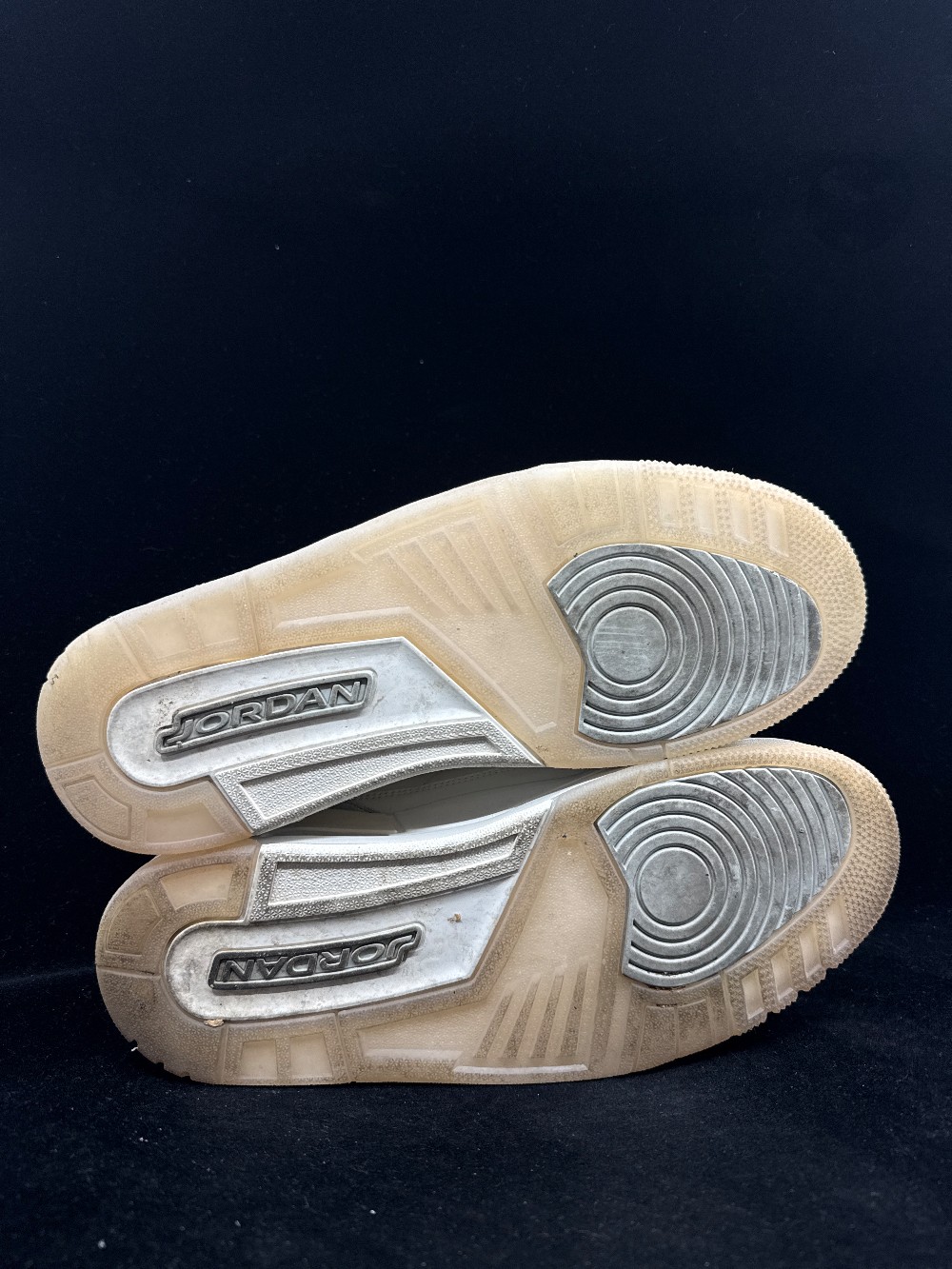 *USED* AJ 3 - CRAFT IVORY