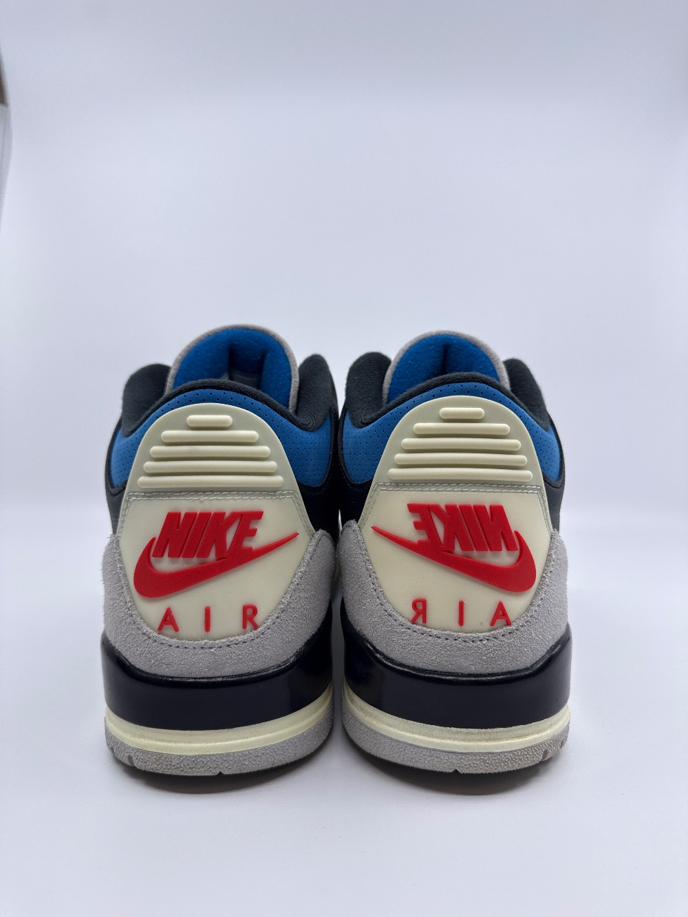 *USED* AJ 3 - RARE AIR