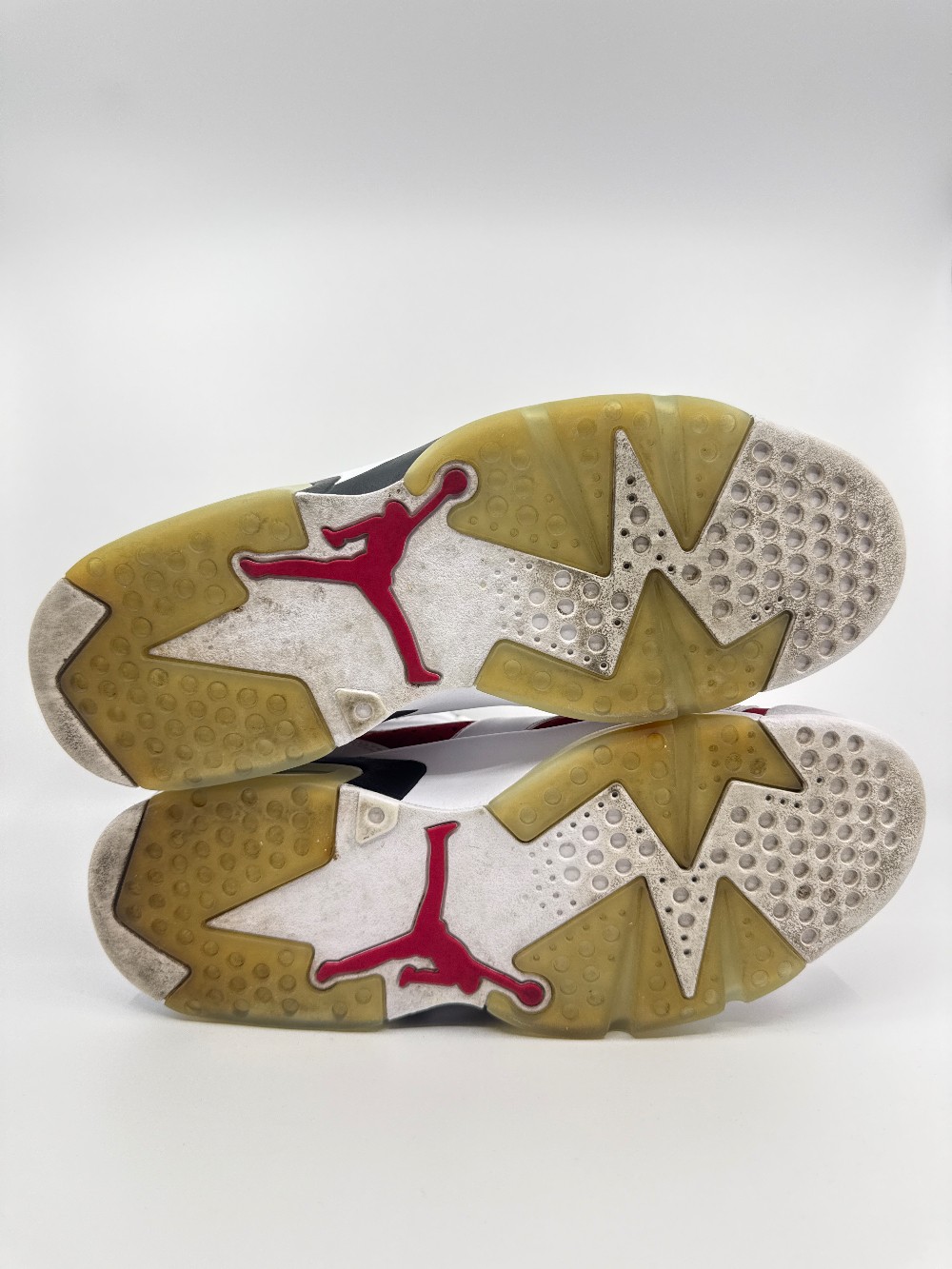 *USED* AJ 6 - CARMINE (2021)