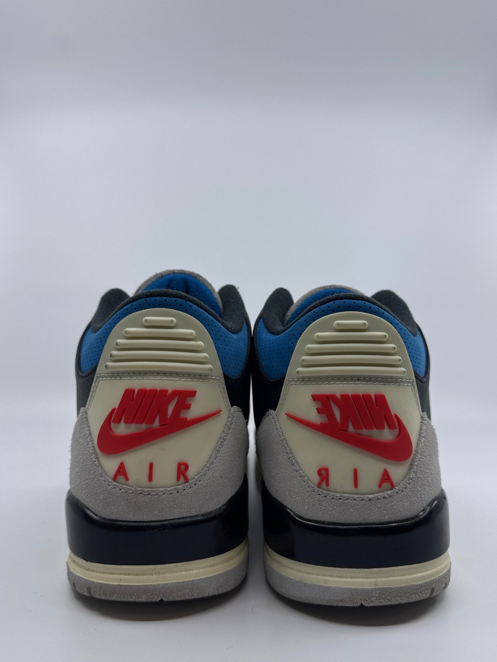 *USED* AJ 3 - RARE AIR