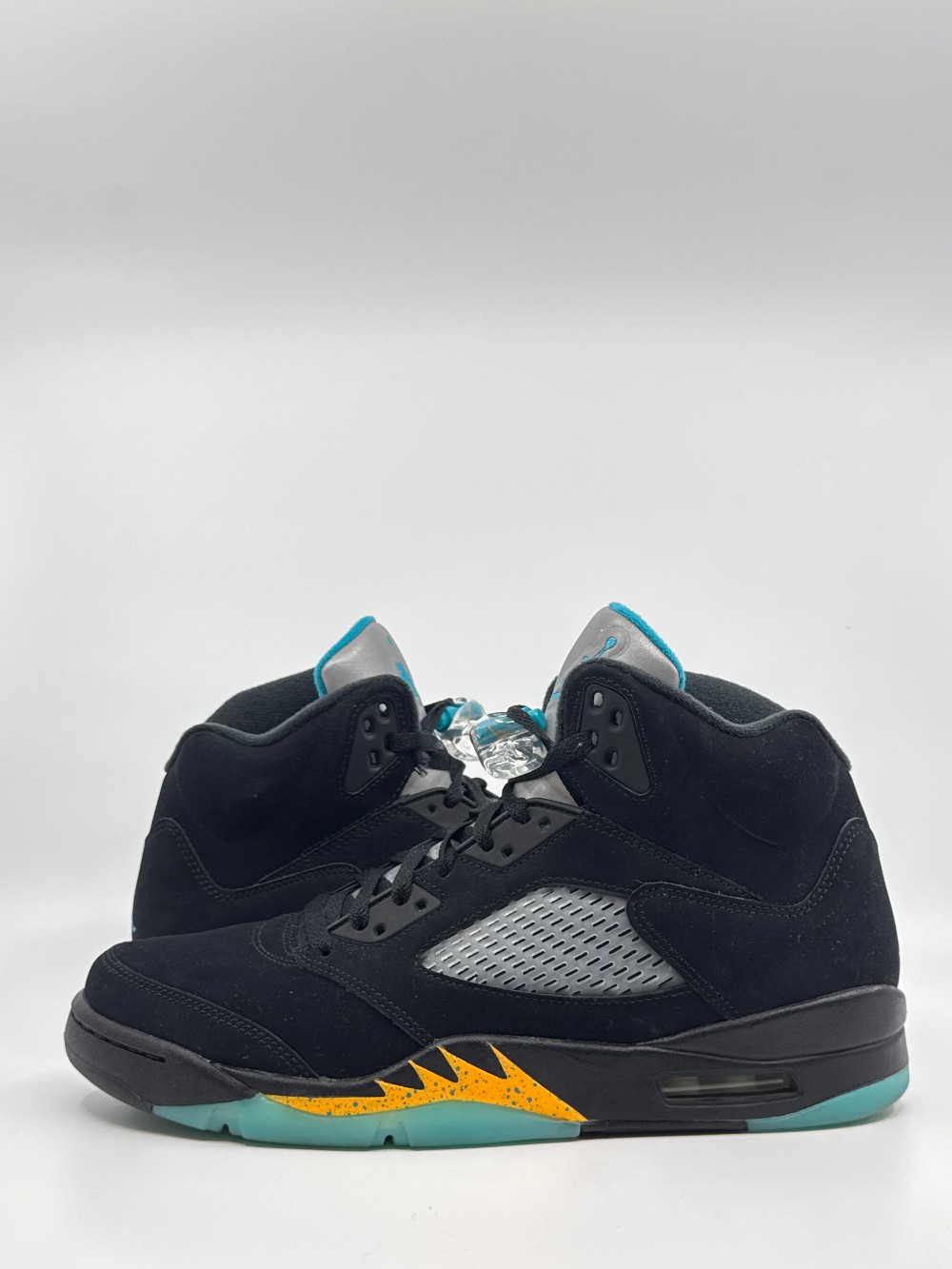 *USED* AJ 5 - AQUA
