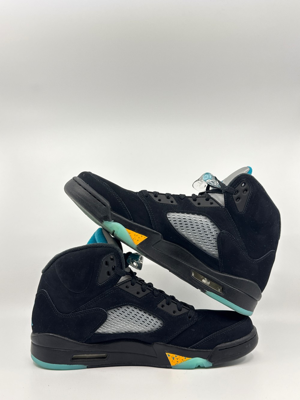 *USED* AJ 5 - AQUA