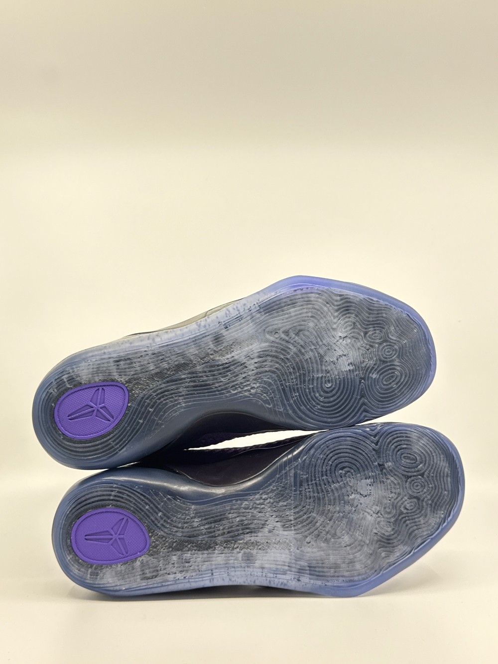 *NO BOX* NIKE KOBE 9 ELITE LOW - MICHAEL JACKSON MOONWALKER (2025)