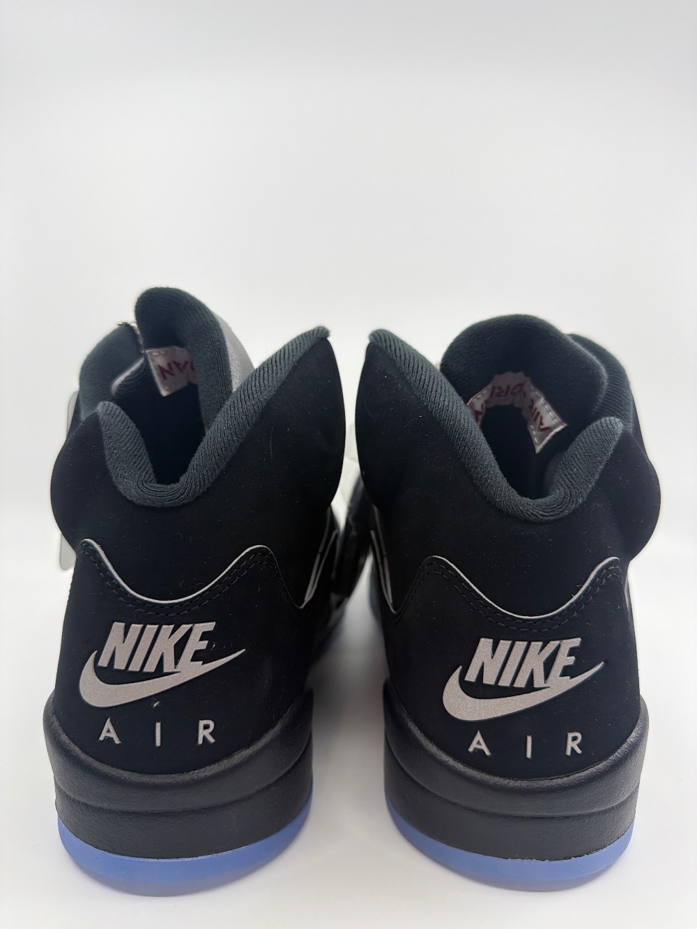 AJ 5 - BLACK METALLIC REIMAGINED