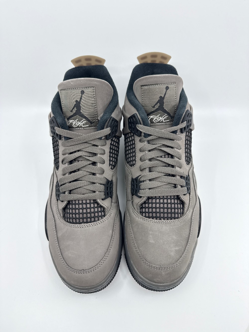 AJ 4 - CAVE STONE