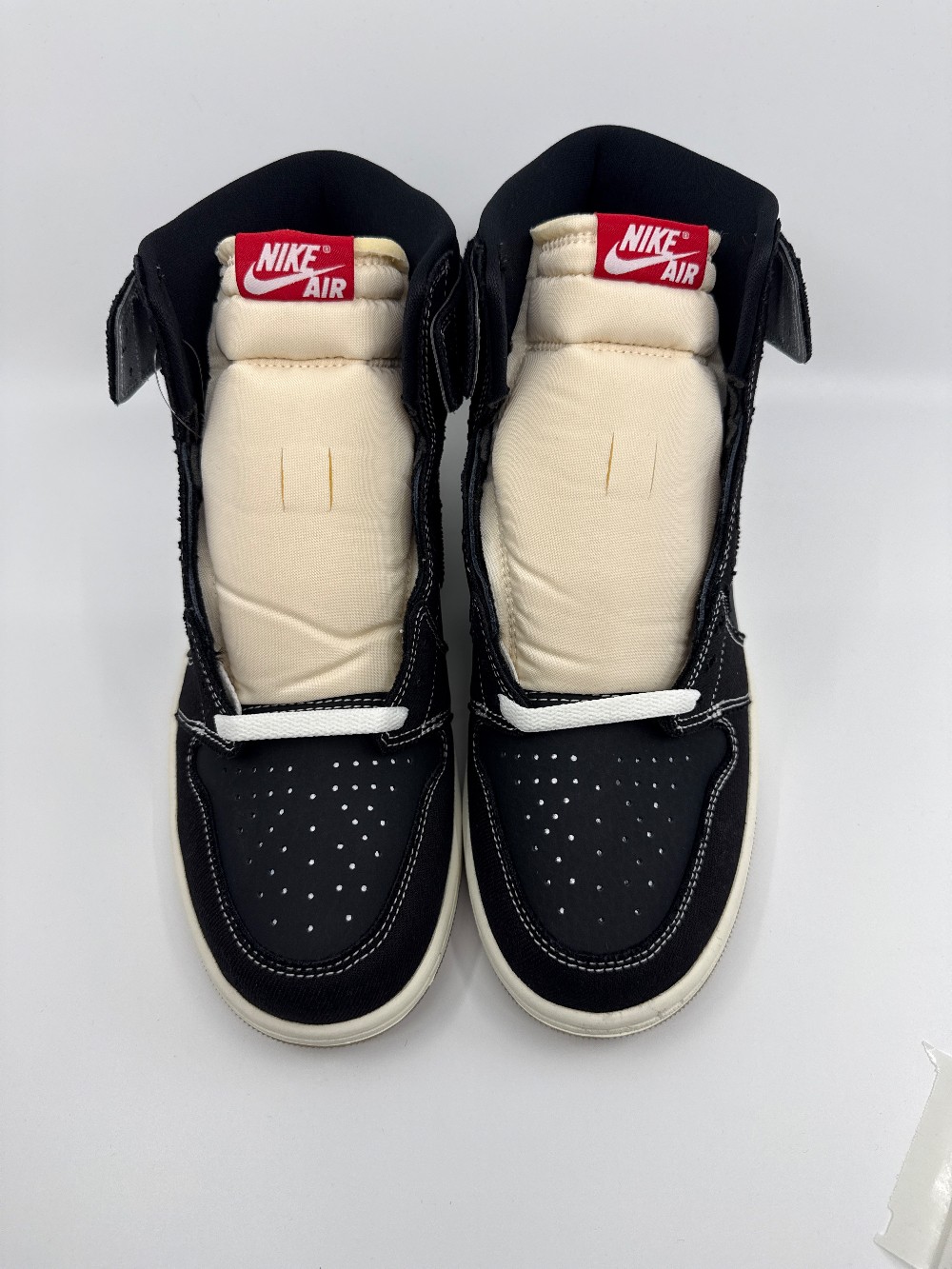 AJ 1 OG - FLIGHT CLUB