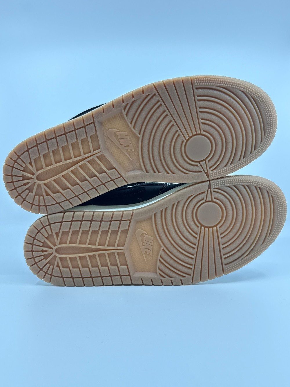 AJ 1 OG - FLIGHT CLUB