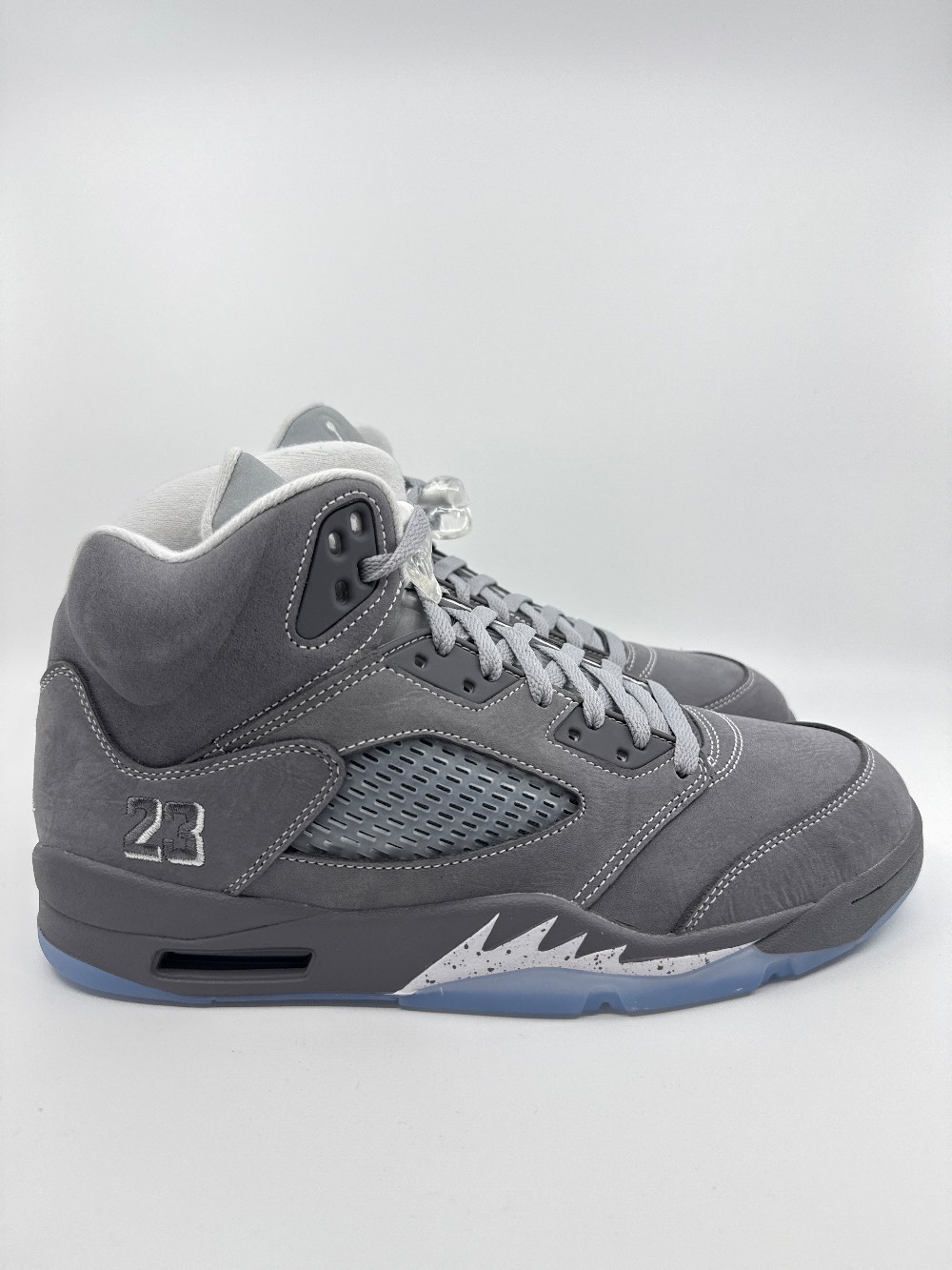 AJ 5 - WOLF GREY (2026)