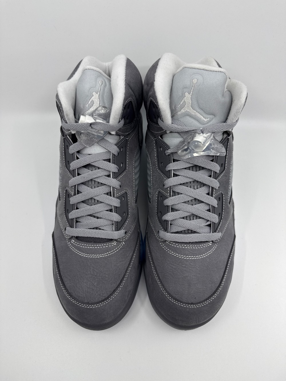 AJ 5 - WOLF GREY (2026)