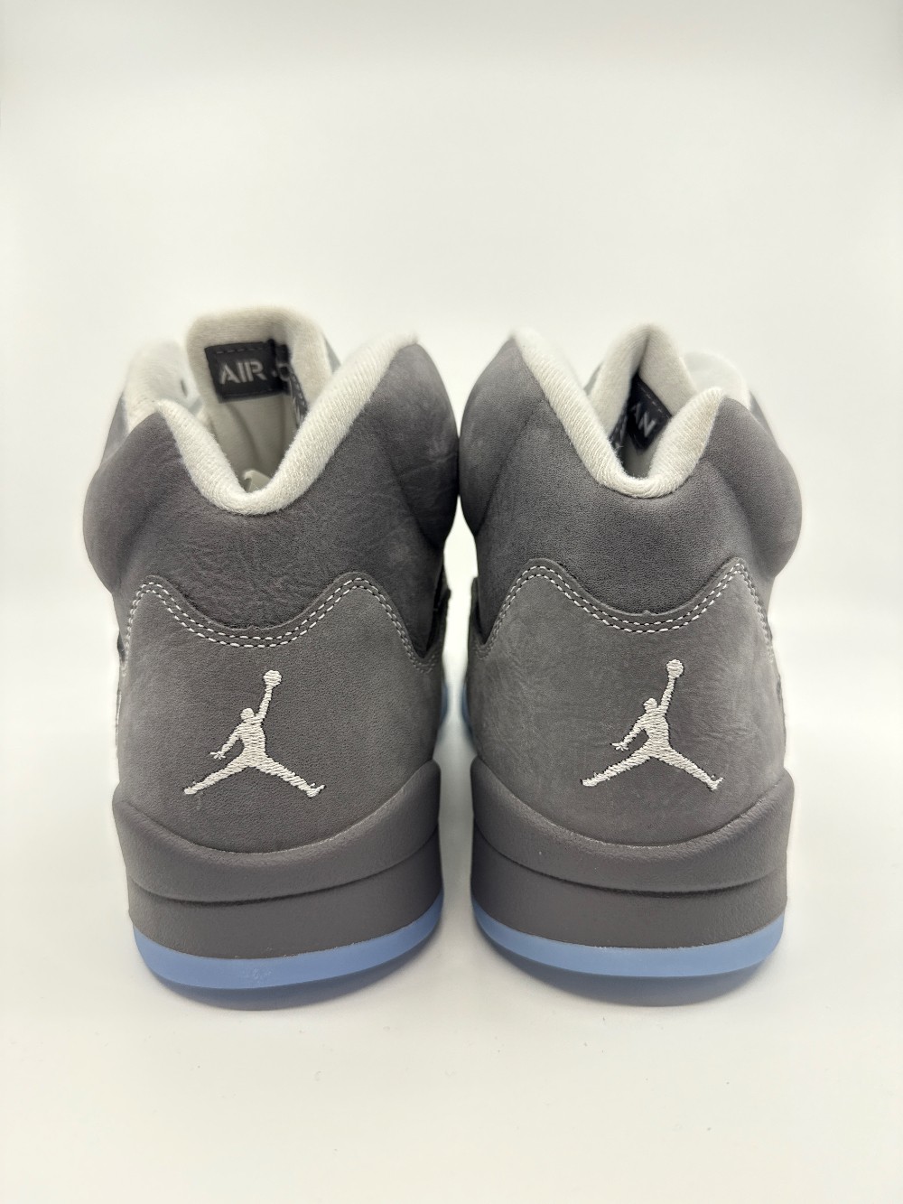 AJ 5 - WOLF GREY (2026)