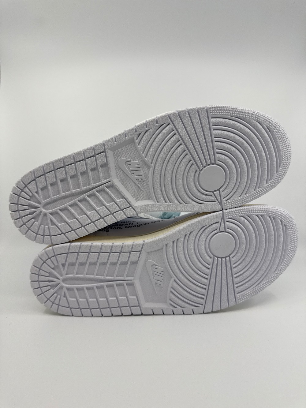 AJ 1 - VIRGIL ABLOH ARCHIVE ALASKA