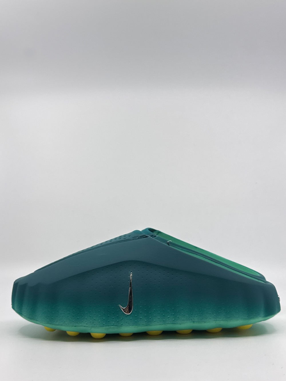 NIKE MIND 001 SLIDE - GEODE LIGHT TEAL MENTA