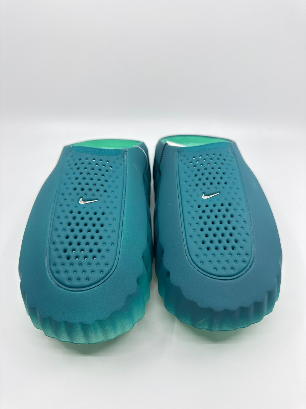 NIKE MIND 001 SLIDE - GEODE LIGHT TEAL MENTA