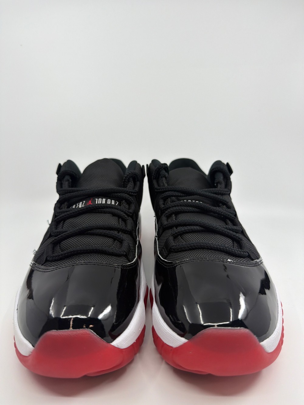 *USED* AJ 11 LOW - BRED (2025)