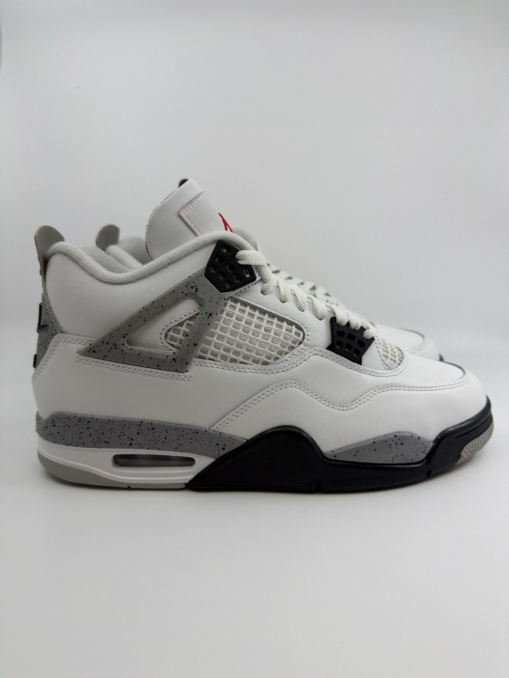 AJ 4 - WHITE CEMENT (2025)