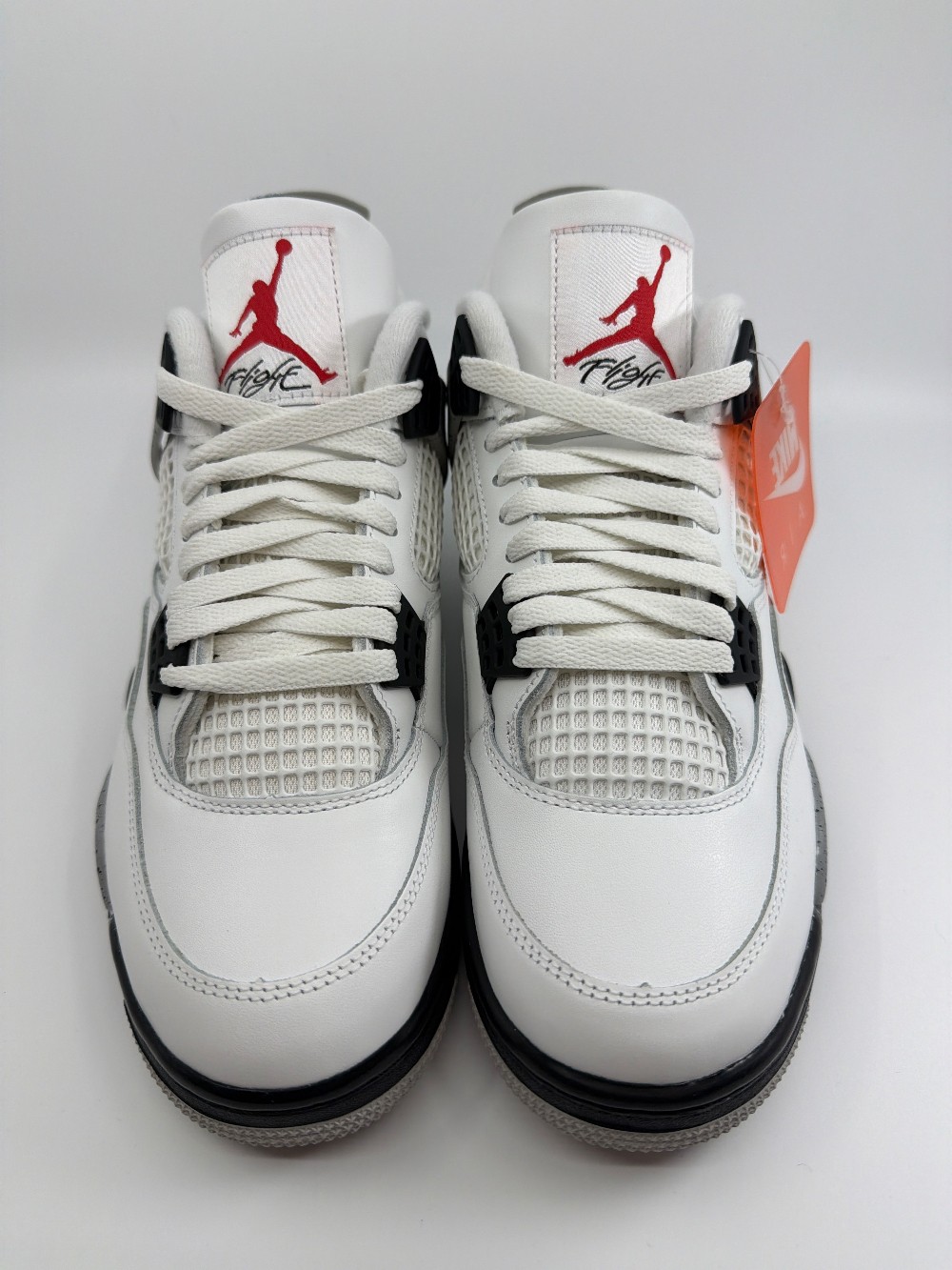 AJ 4 - WHITE CEMENT (2025)