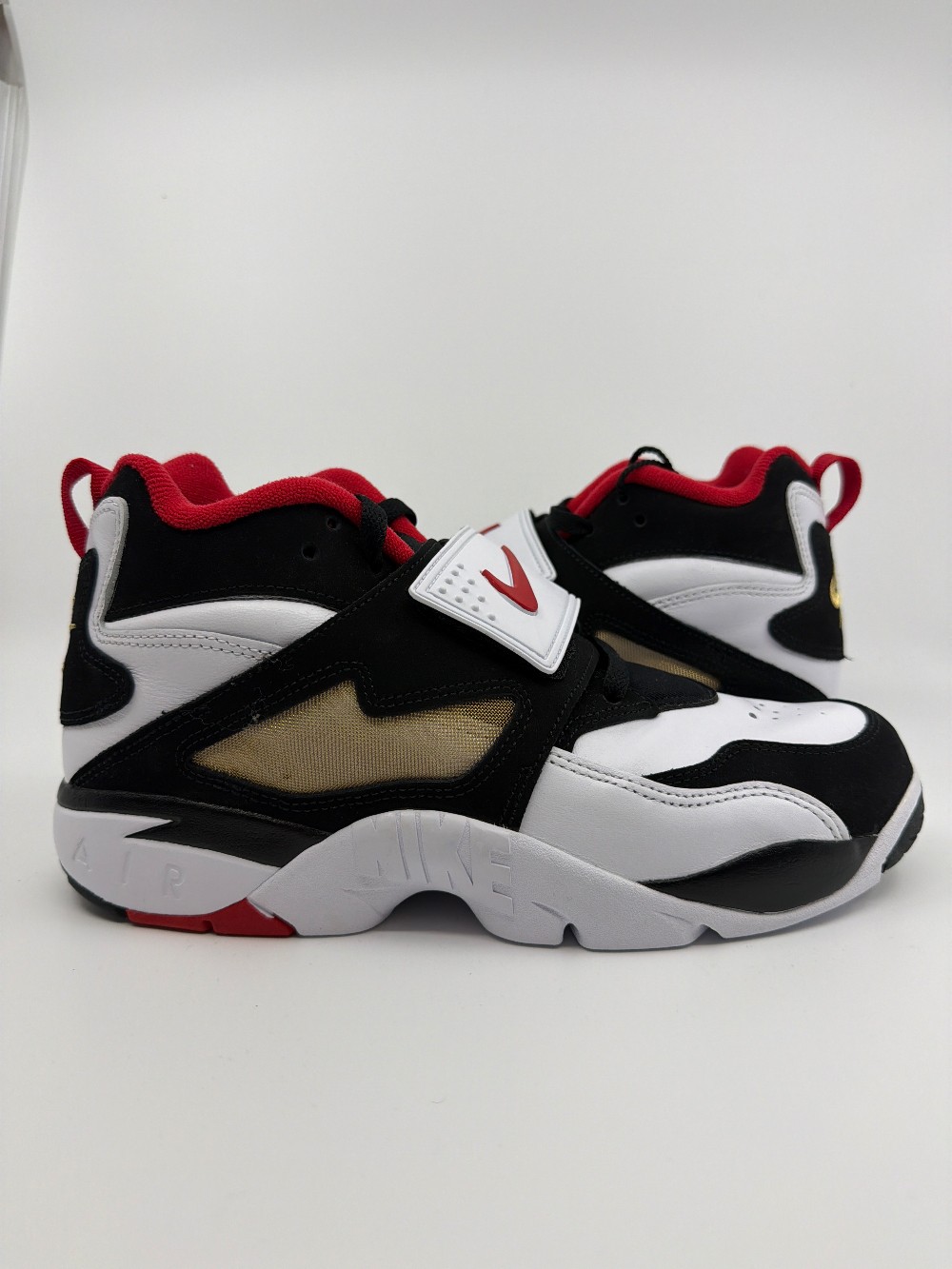 *NO BOX* NIKE AIR DIAMOND TURF - 49ERS (2025)