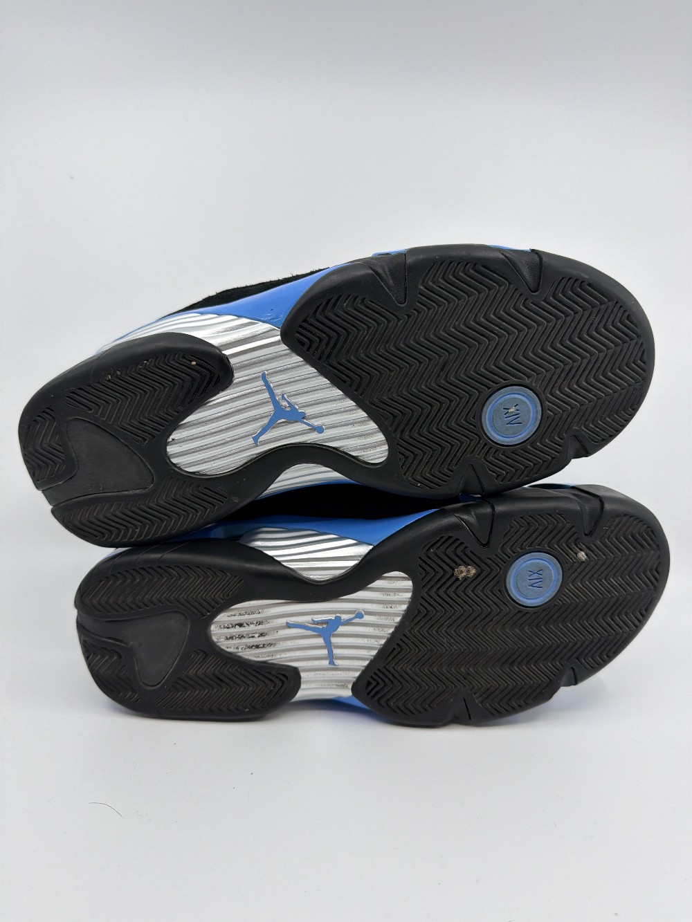*USED/NO BOX* AJ 14 - BLACK UNIVERSITY BLUE