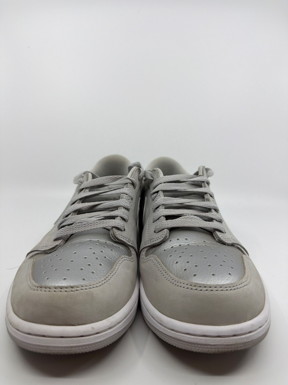 *USED/NO BOX* AJ 1 LOW OG - METALLIC SILVER