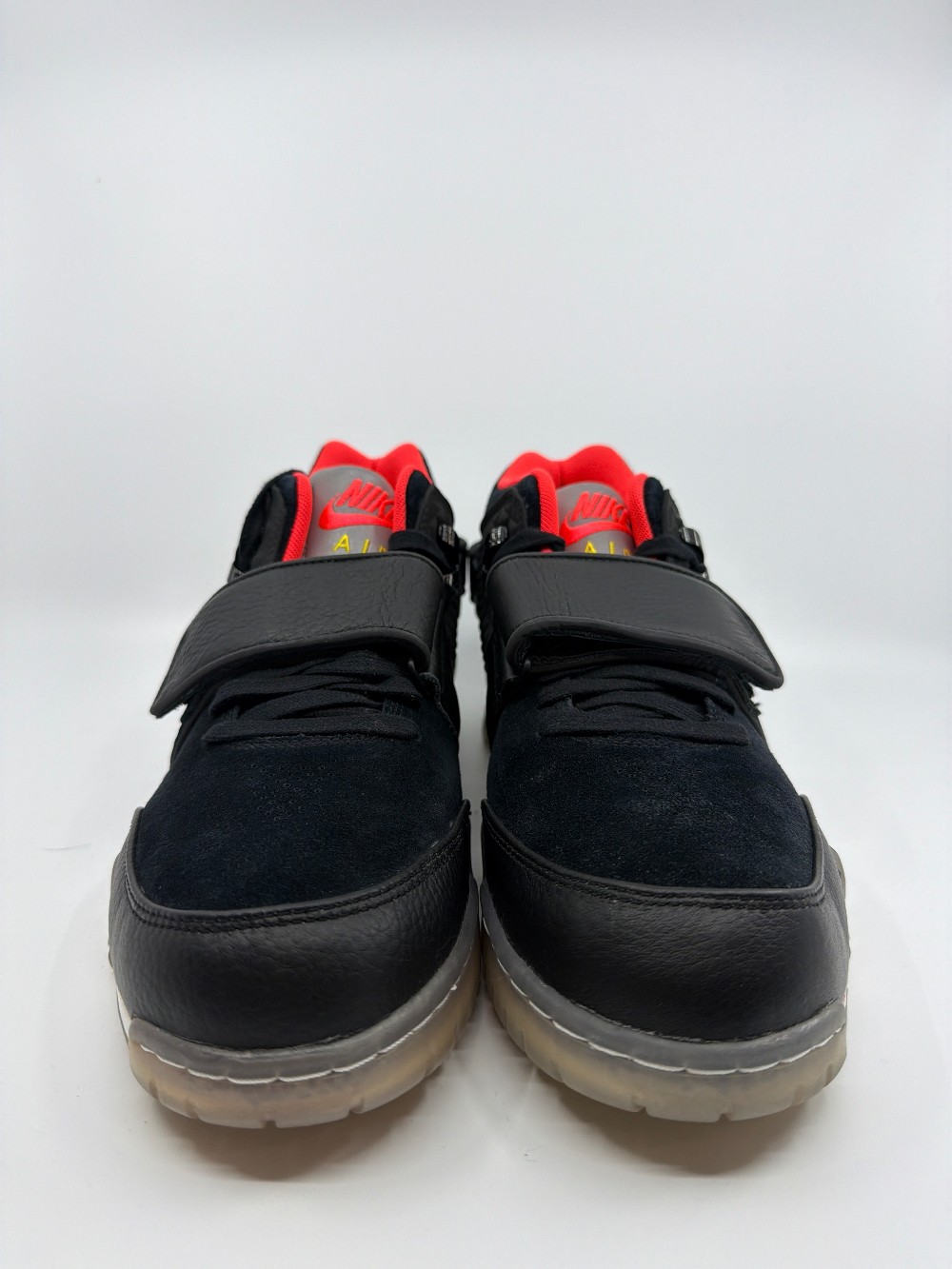 NIKE AIR CRUZ - BLACK CRIMSON