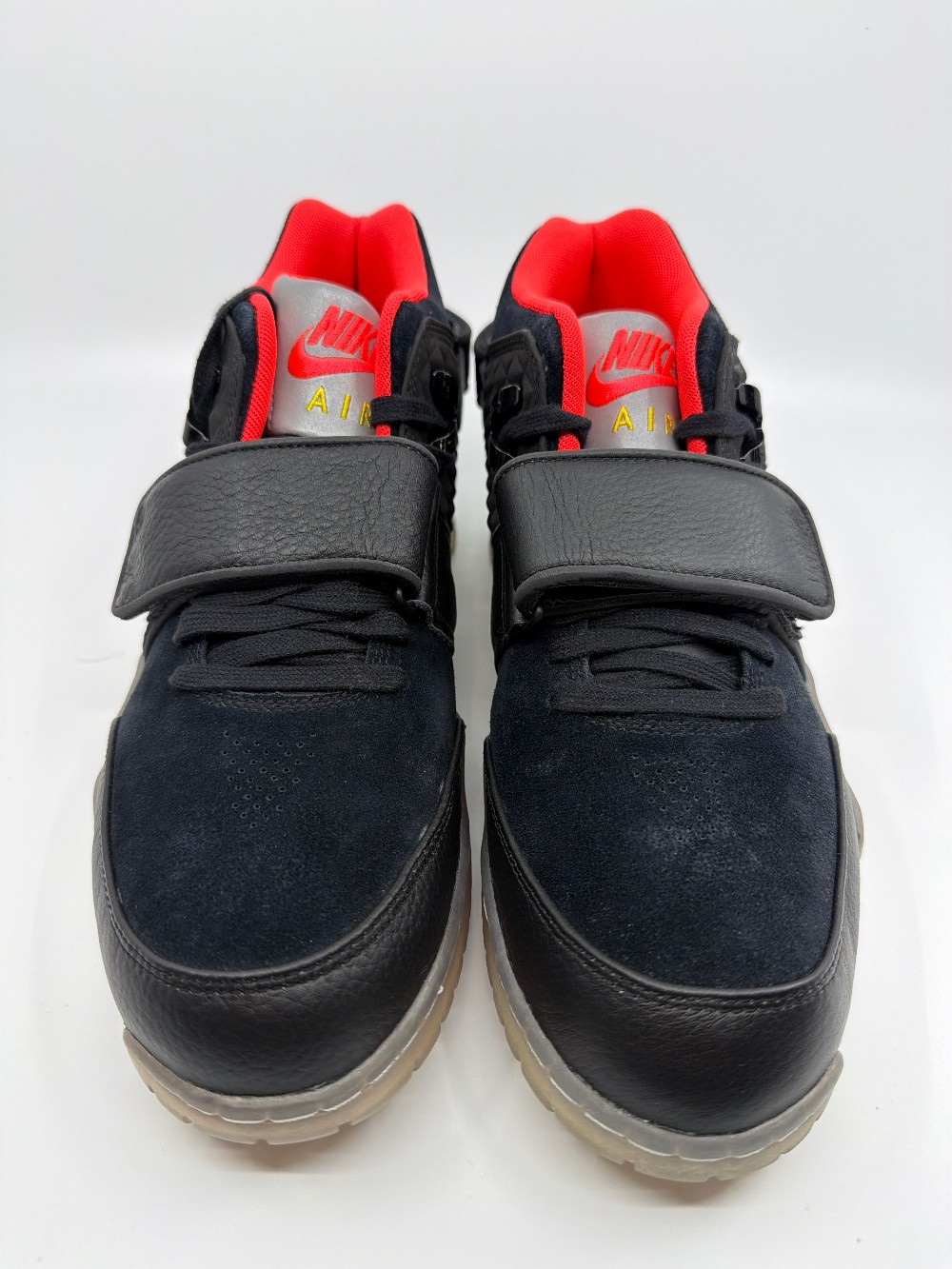 NIKE AIR CRUZ - BLACK CRIMSON