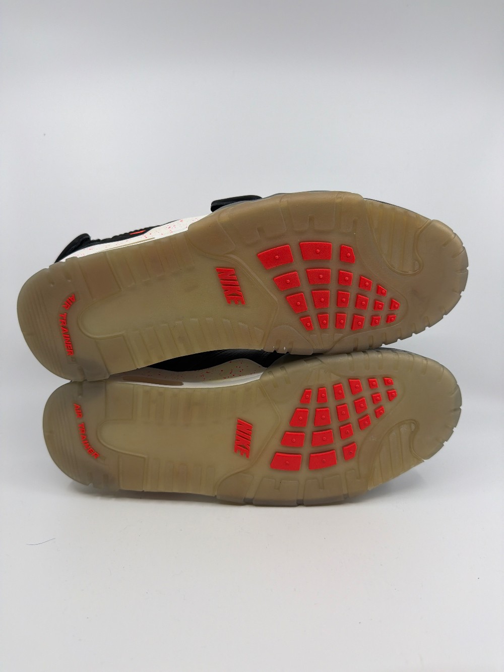 NIKE AIR CRUZ - BLACK CRIMSON