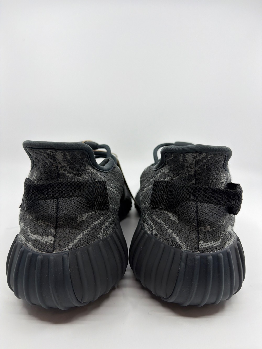YEEZY 350 BOOST V2 - MX DARK SALT