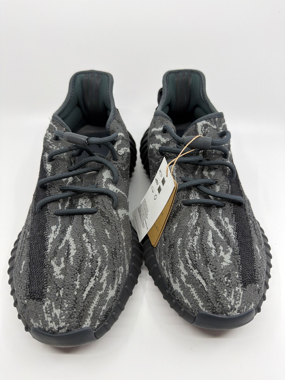 YEEZY 350 BOOST V2 - MX DARK SALT