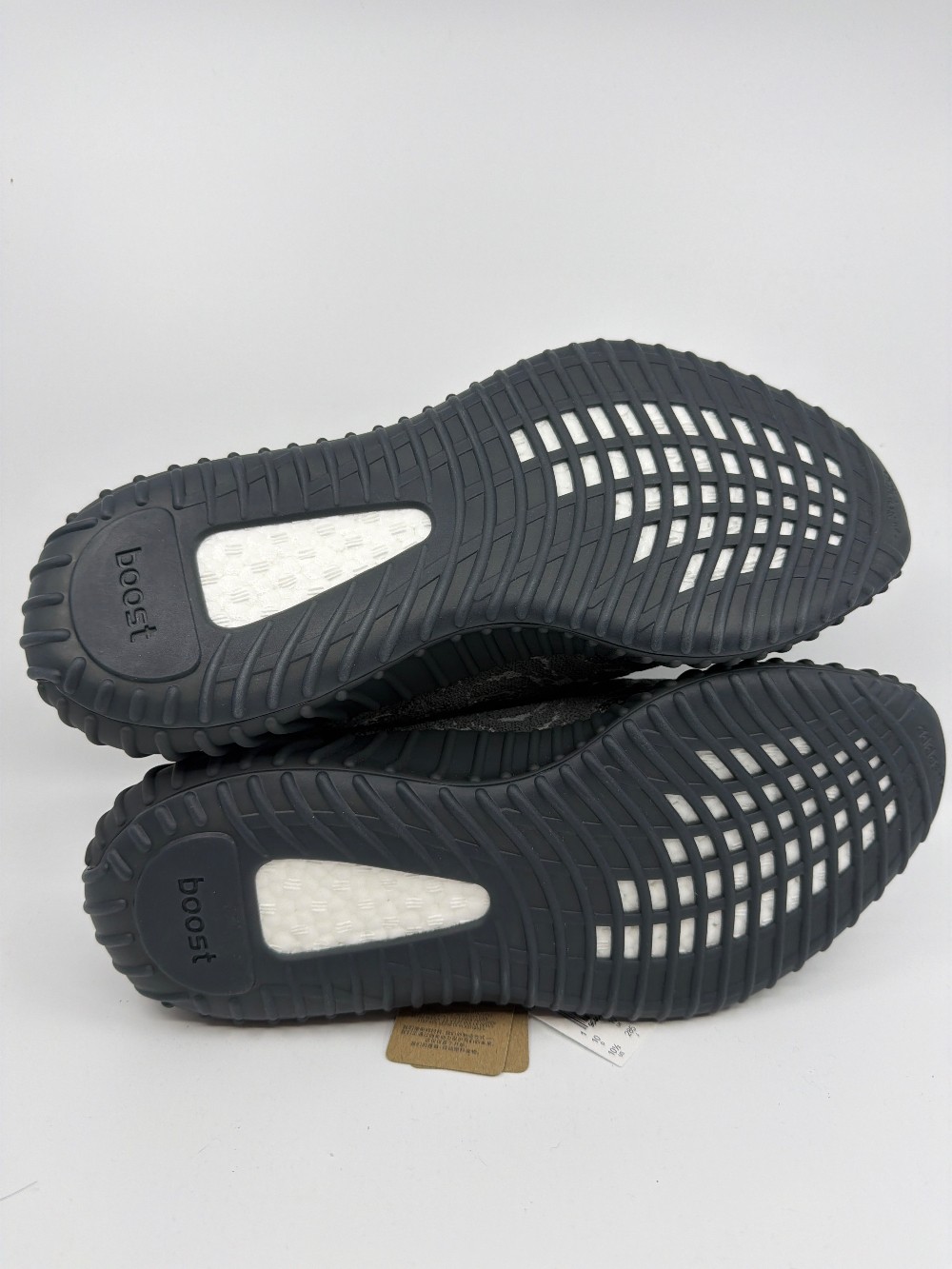 YEEZY 350 BOOST V2 - MX DARK SALT