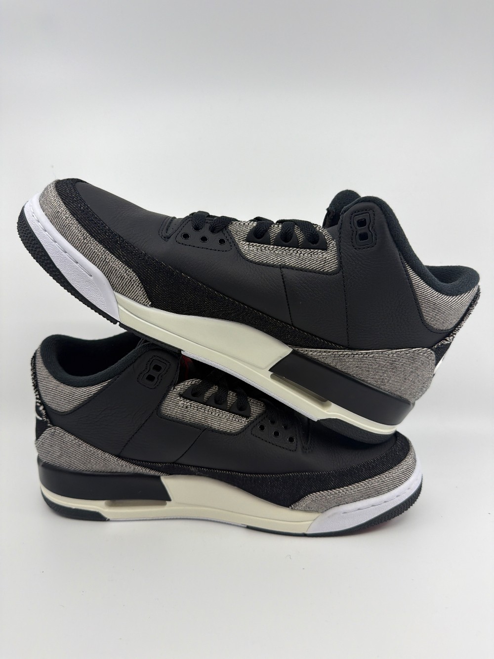 *USED* AJ 3 X LEVIS - BLACK
