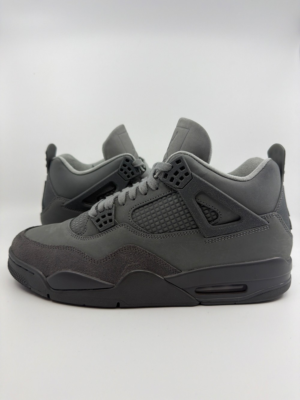*USED* AJ 4 SE - PARIS OLYMPICS WET CEMENT