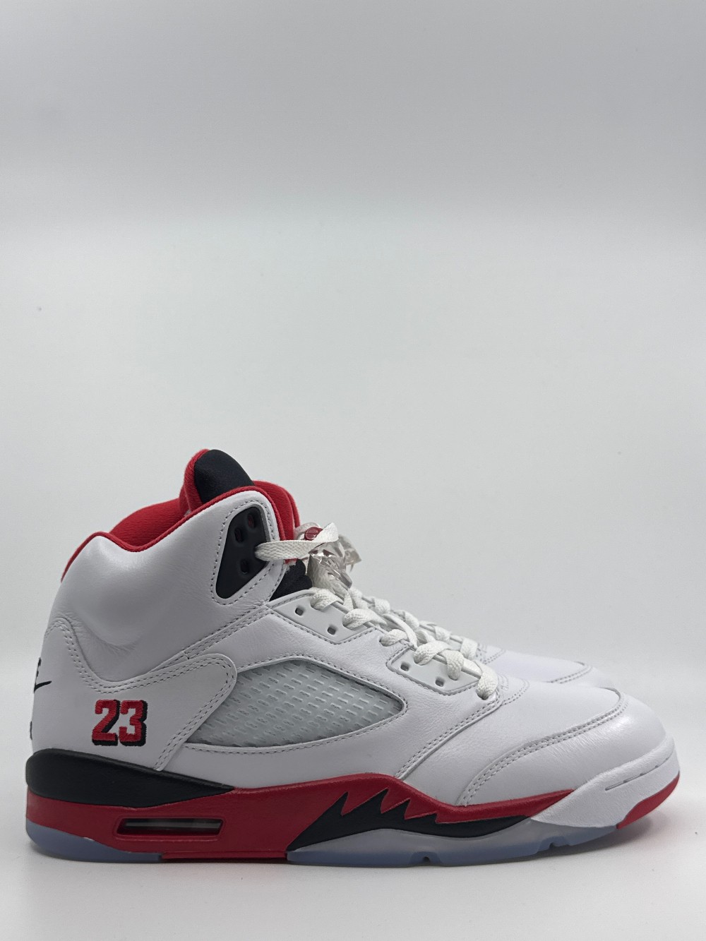 *NO BOX* AJ 5 - FIRE RED BLACK TOUNGE (2025)