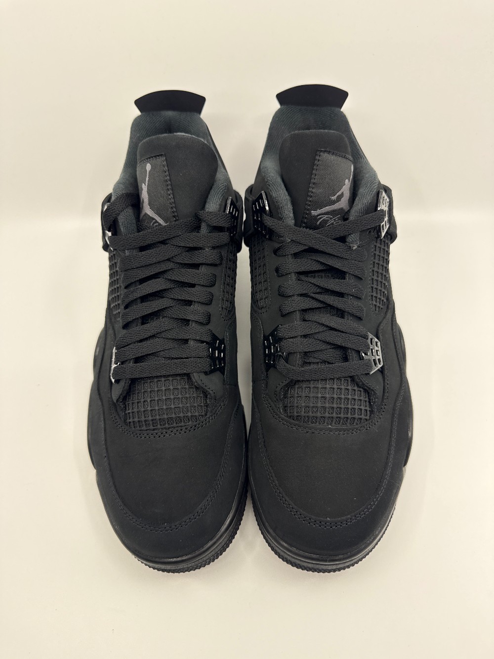 AJ 4 - BLACK CAT (2025)
