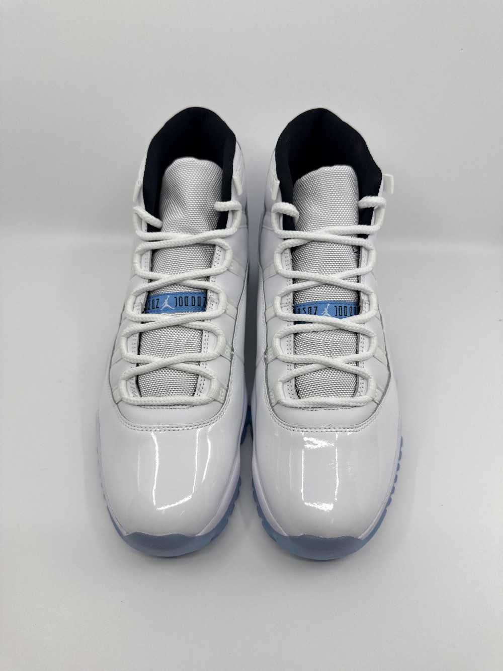 AJ 11 - LEGEND BLUE (2024)