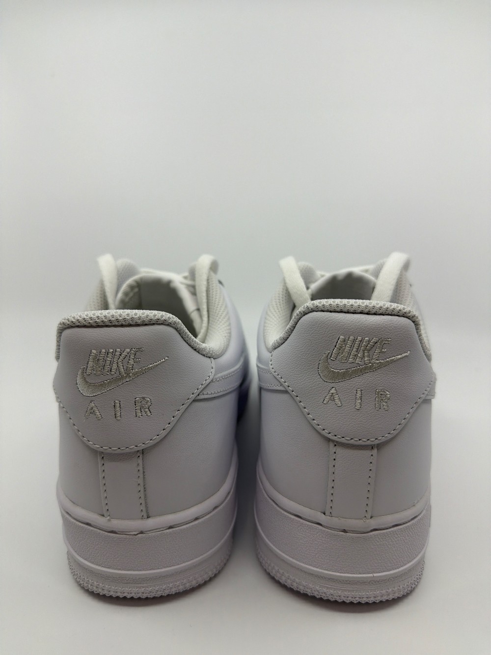 NIKE AIR FORCE 1 LOW '07 - WHITE