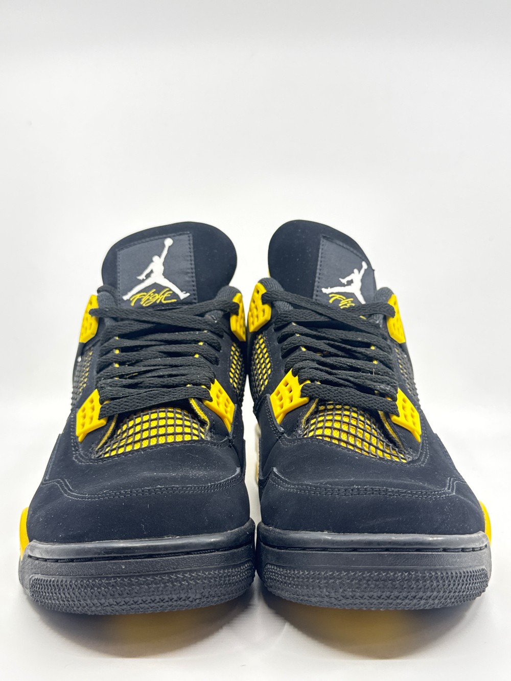 *USED* AJ 4 - THUNDER (2023)