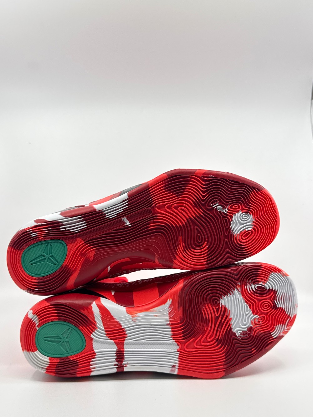 NIKE KOBE 9 ELITE PROTRO - CHRISTMAS (2024)
